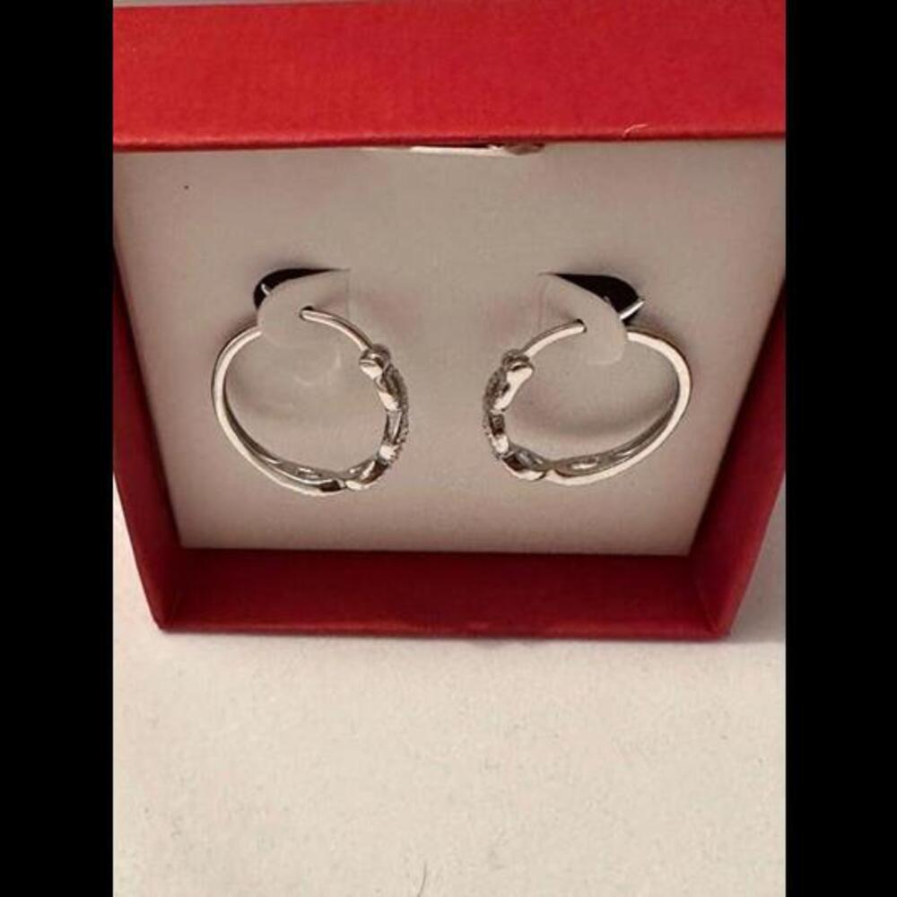 Shine Bright with These Chic Silver Hoop Earrings - Elevate Your Style! - Picture 2 of 2